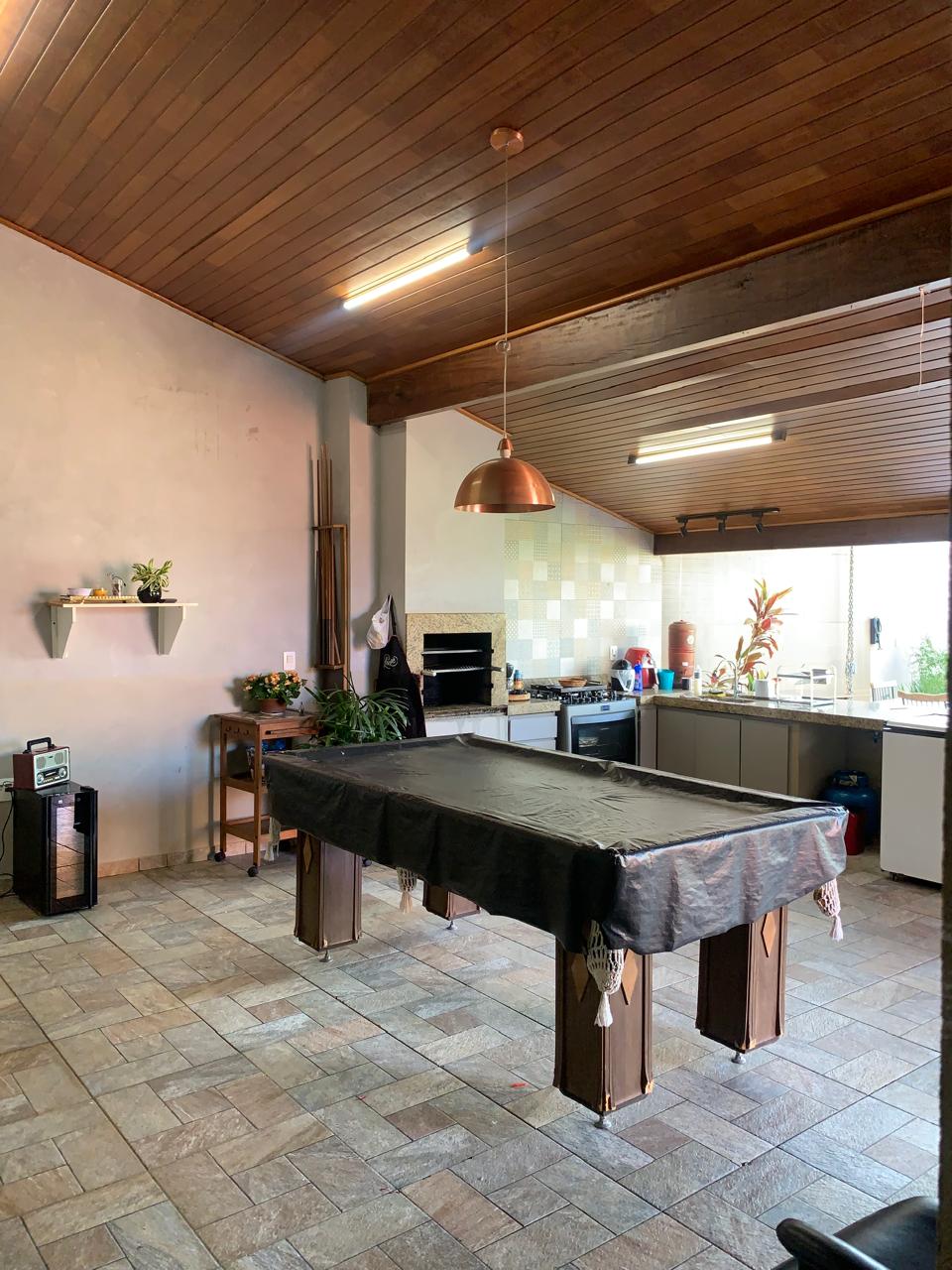 32497798-6e9a-42b7-a03f-e02879082715