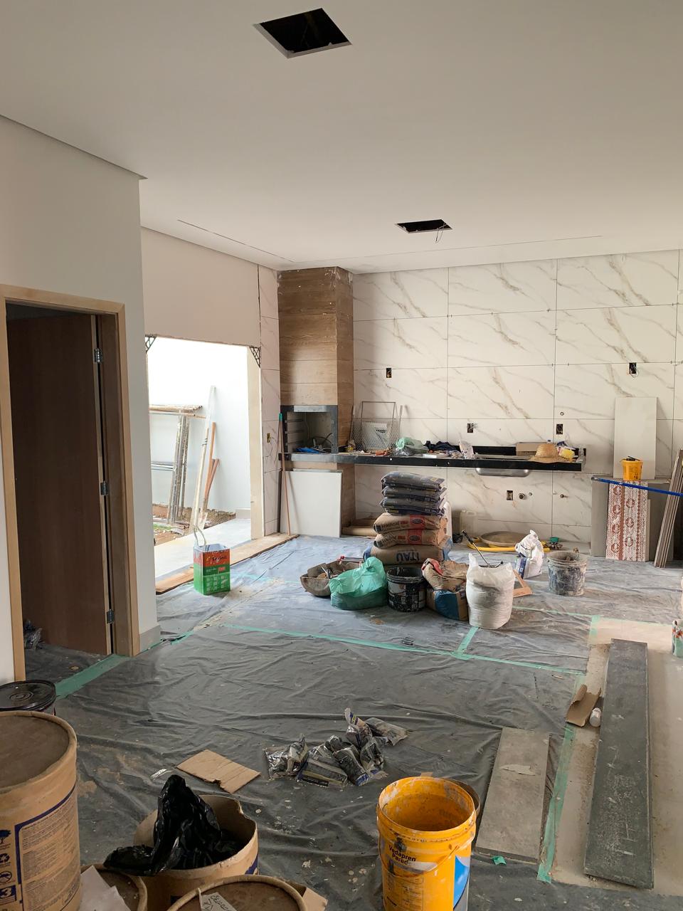 6cea8160-8303-41df-9e3f-c53b66fc4b17